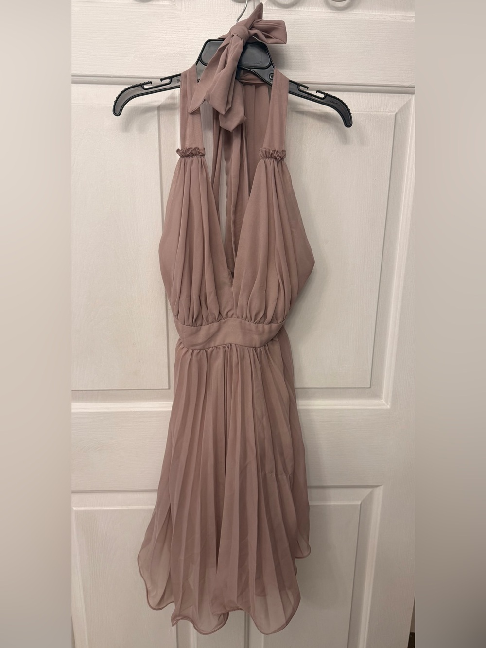 Cecico Blush Halter Chiffon Cocktail Dress